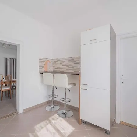 Апартаменты Dozsa Apartman *