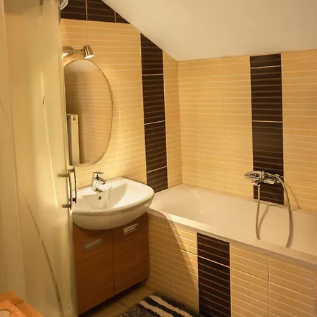 Dozsa Apartment Csopak